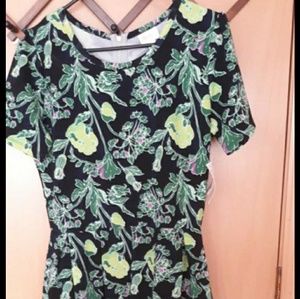 Lularoe large amelia